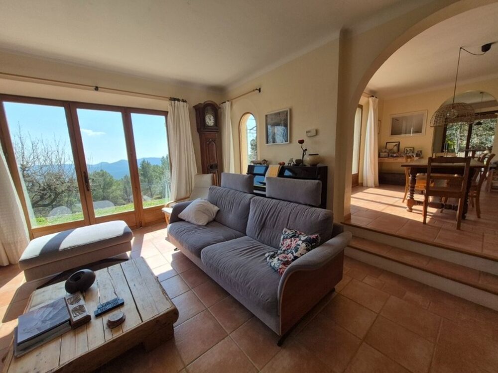 SEILLANS (83) Propriété à vendre. 740 000 €