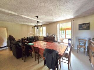  Immeuble à vendre 12 pièces 182 m²