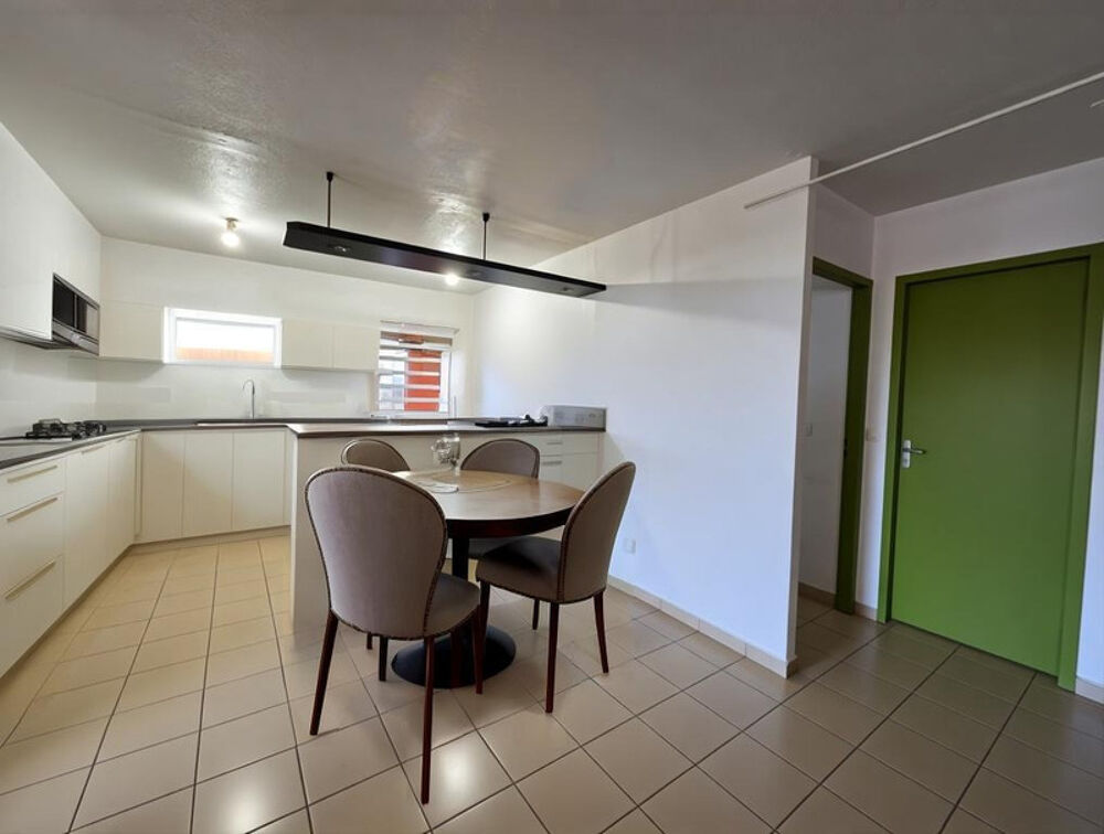 Vente Maison Maison 4 chambres + d�pendance, � 5 min de Petit-Bourg, secteur r�sidentiel � Goyave Goyave