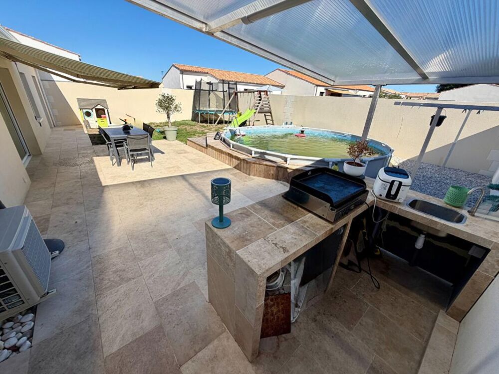 Vente Maison Maison Semussac 5 pièce(s) 92 m2 plain pied Semussac