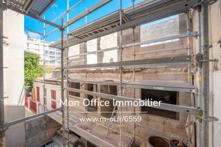  Immeuble à vendre 15 + pièces 220 m²