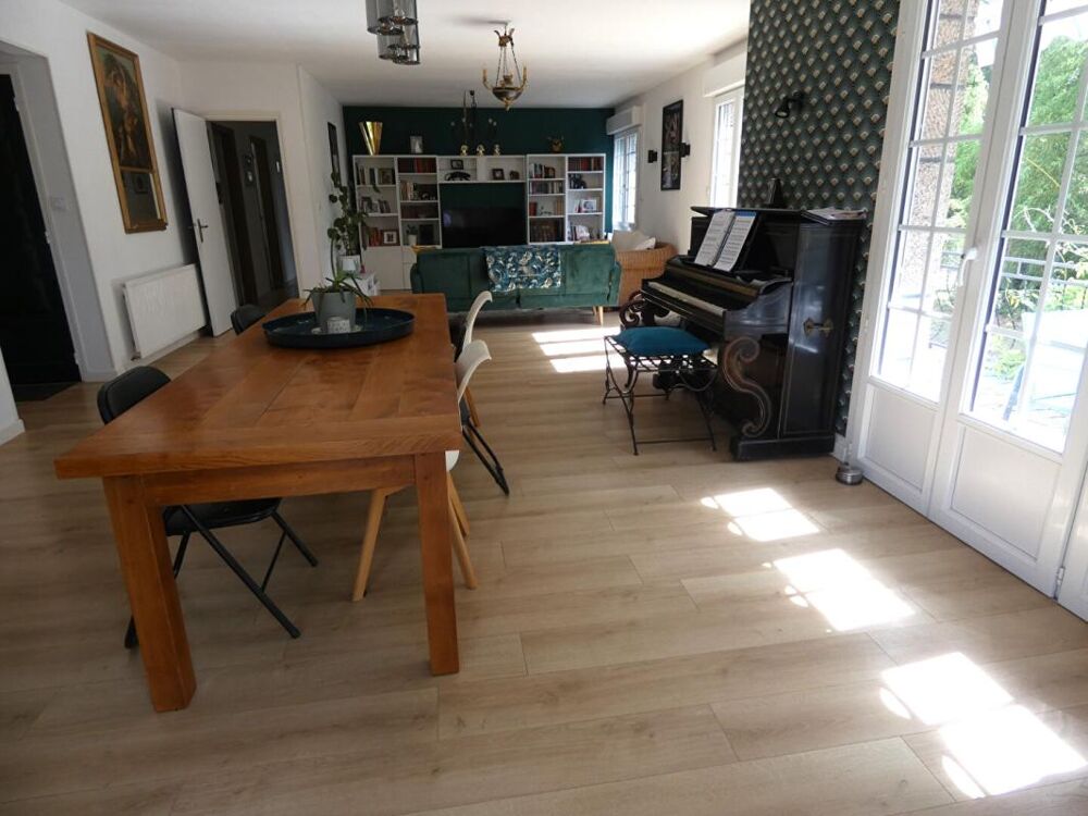 Vente Maison Maison Saint Thuriau 11 pièce(s) 230 m2 Saint thuriau