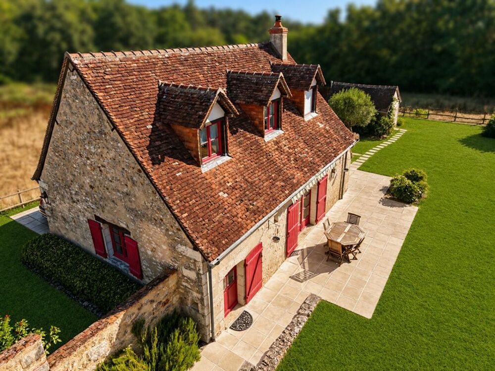 Vente Maison Longère de charme ? Un véritable havre de paix à Saint-Hilaire-sur-Benaize ! 4 pièce(s) 90 m2 Saint hilaire sur benaize