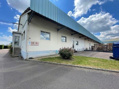   A VENDRE - ENSEMBLE IMMOBILIER 