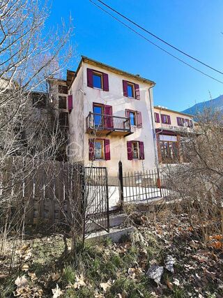 Immeuble à vendre 10 pièces 240 m²