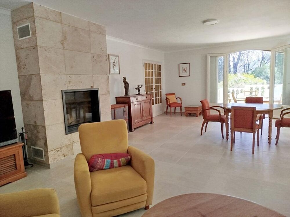 Vente Maison Maison Ponteves 188 m2 avec grande piscine et  grand sous sol de 145 m2 Ponteves