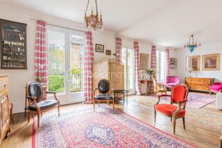  Propri�t�/ch�teau � vendre 9 pi�ces 211 m�