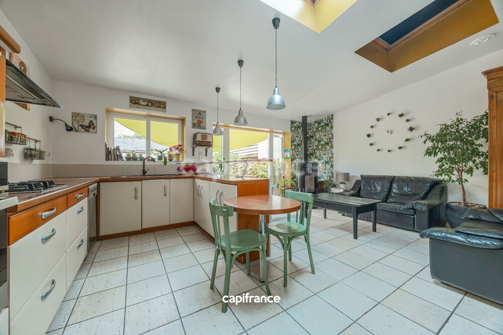 À 5MN du Parc Monod et de l'Université, Maison de caractère, garage, jardin et 2 studios indépendants