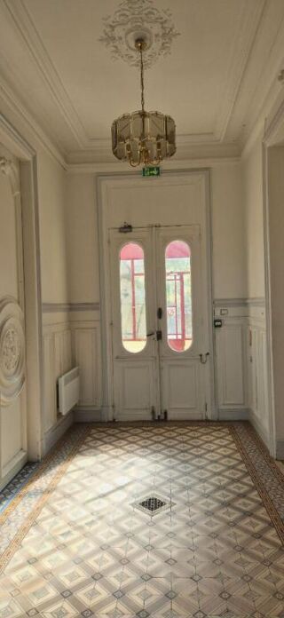  Propri�t�/ch�teau � vendre 14 pi�ces 443 m�