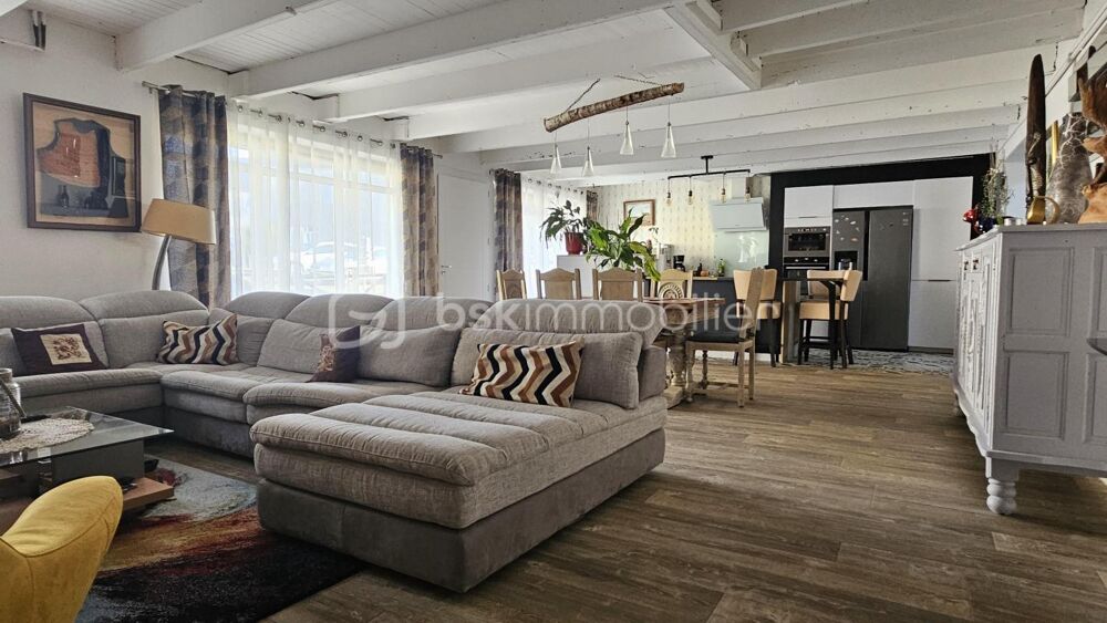 Vente Maison Maison ancienne rénovée – Vidéo disponible sur demande Commana