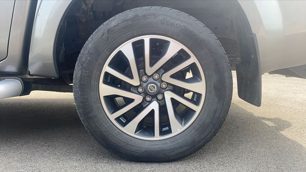 Navara NP300 2.3 dCi 190 4WD BVA Double Cabine Tekna+ 2019 occasion 59870 Vred