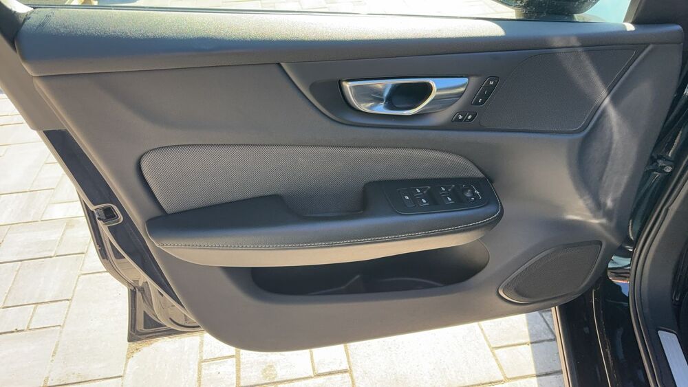 V60 2.0 D4 190 Mild Hybrid Geartronic R-Design 2021 occasion 88200 Remiremont