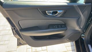 V60 2.0 D4 190 Mild Hybrid Geartronic R-Design 2021 occasion 88200 Remiremont