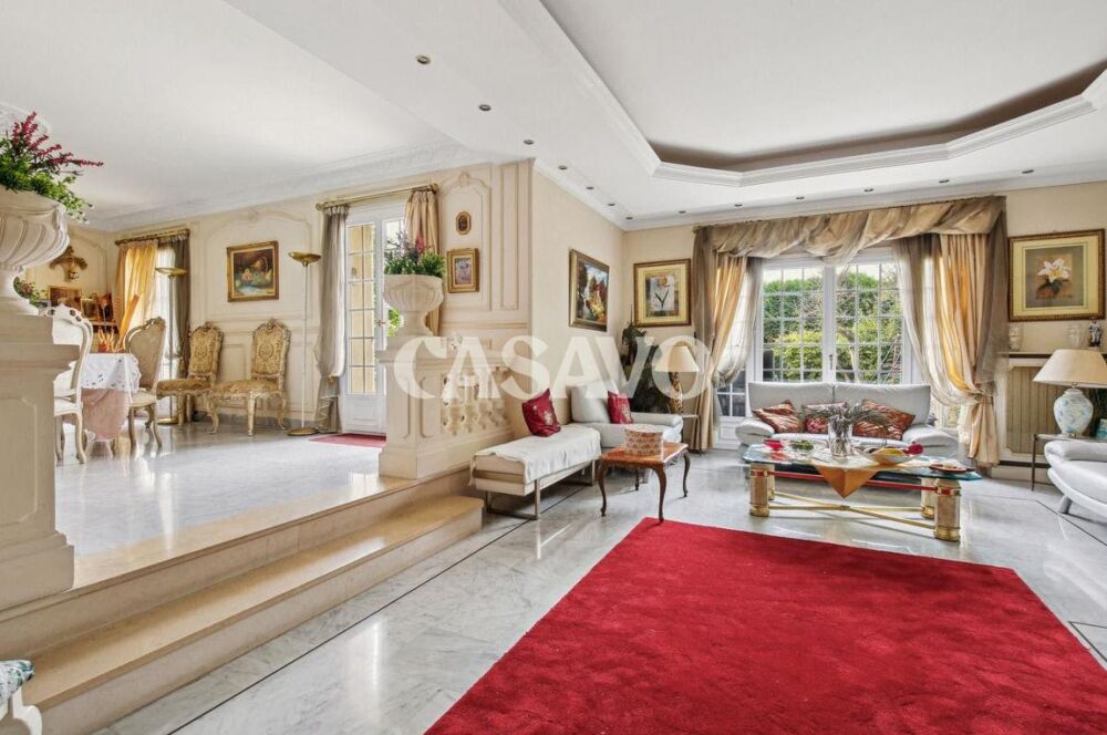 Vente Maison 8 pièces de 180m² - 95200 Sarcelles