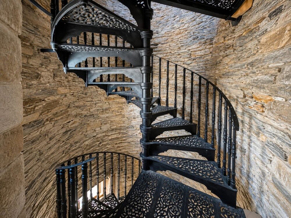à vendre  Propriété/château Plévin (22340)