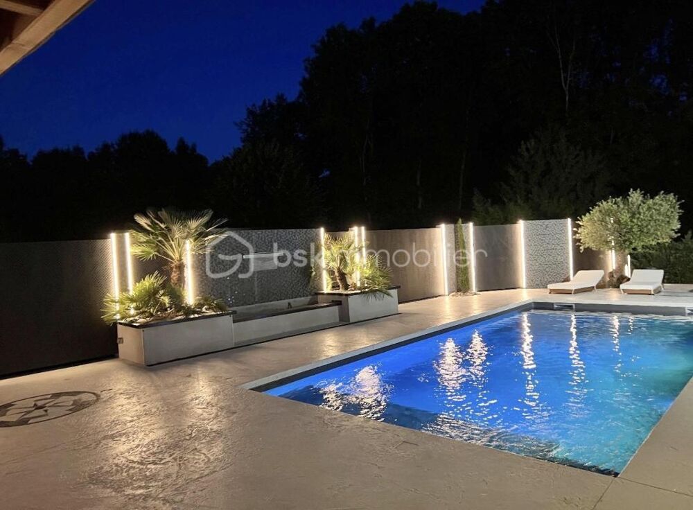 Vente Maison Sublime maison sur 3 niveaux, 4 chambres, une piscine et de très beaux matériaux Saint parres aux tertres