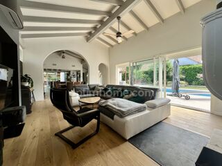  Maison à vendre 6 pièces 216 m²