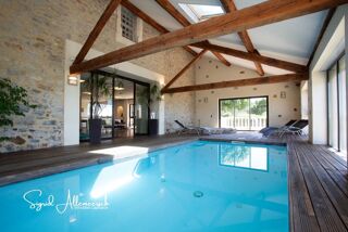  Propri�t�/ch�teau � vendre 15 + pi�ces 1110 m�