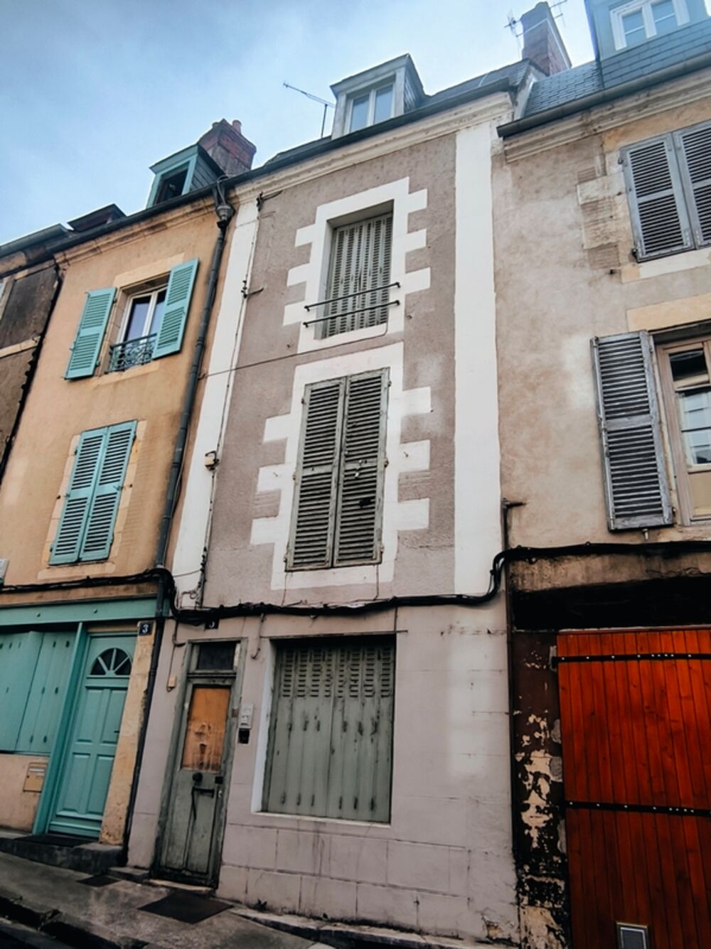 Vente Maison IMMEUBLE DE RAPPORT – 4 LOGEMENTS – NEVERS CENTRE – FORT POTENTIEL APRÈS RÉNOVATIONe 5 pièces NEVERS (58) Nevers