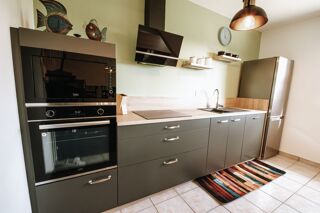  Maison à louer 6 pièces 180 m²