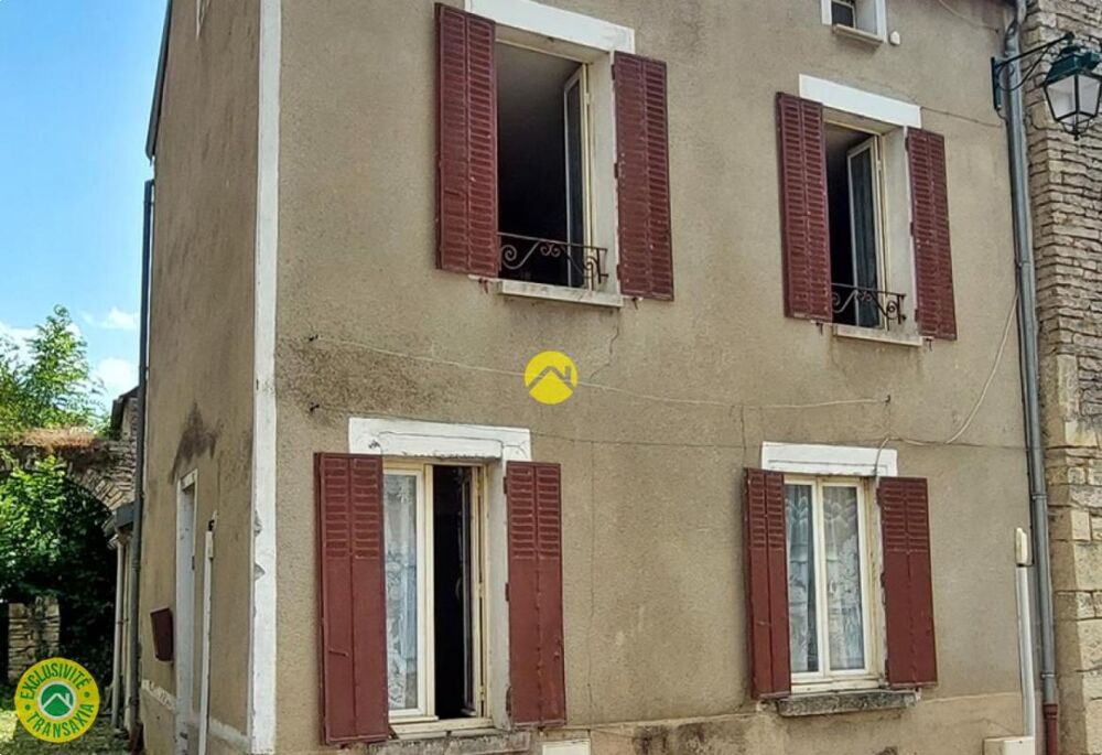 MAISON DE VILLAGE