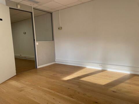 Local/bureau &agrave; vendre VILLENEUVE LOUBET - MARINA 7 (06) - sous Offre accept&eacute;e 397500 06270 Villeneuve loubet