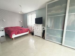  Maison � vendre 8 pi�ces 150 m�