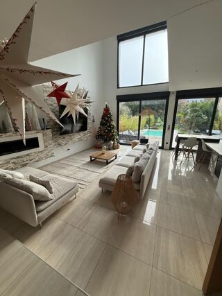  Maison � vendre 11 pi�ces 253 m�