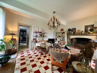  Propri�t�/ch�teau � vendre 8 pi�ces 370 m�