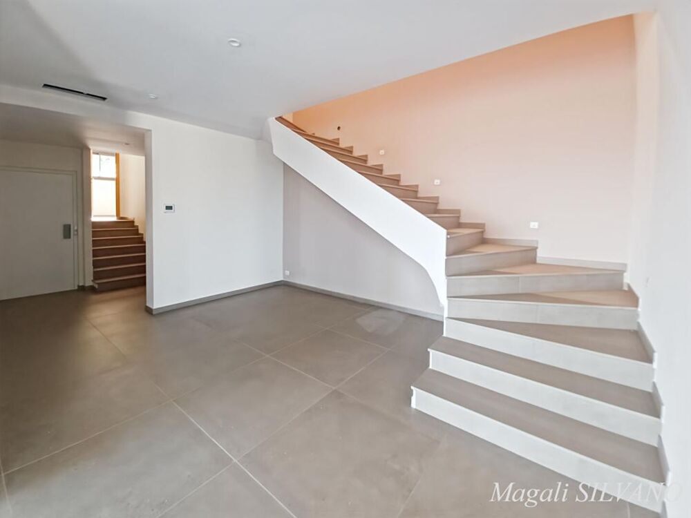 � vendre  Villa Sp�rac�des (06530)