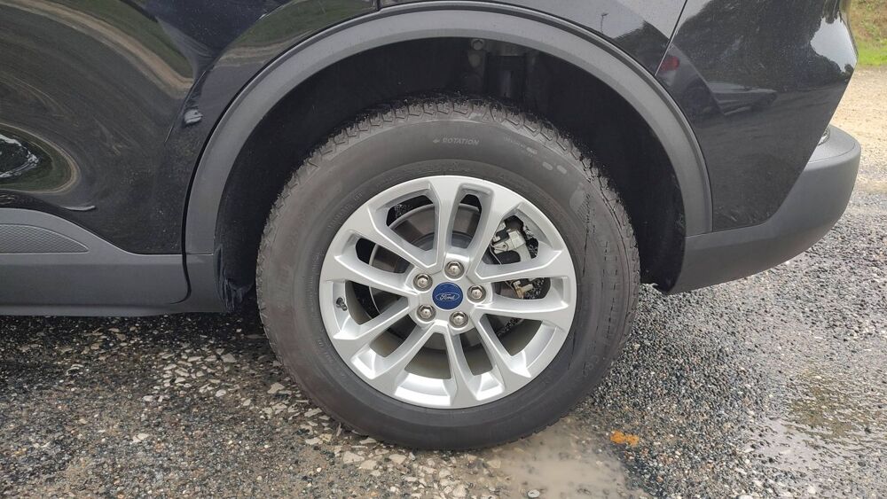 Kuga 2.5 Duratec 190 Hybrid CVT Titanium - Garantie constructeur 2022 occasion 16710 Saint Yrieix Sur Charente