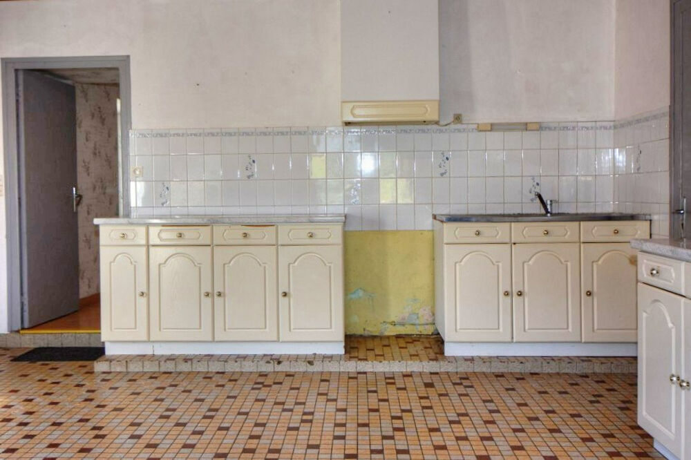 Maison 5 pièces, 2 chambres, 80 m2 à 10 mn de la mer