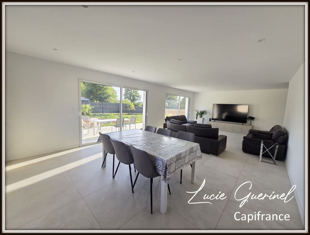 ROUGE (44) A vendre - Maison contemporaine de plain-pied 140 m² à 5 minutes de Châteaubriant  Terrain de 1 800 m²