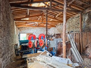  Remise / Grange � vendre 1 pi�ce 167 m� Celles sur durolle