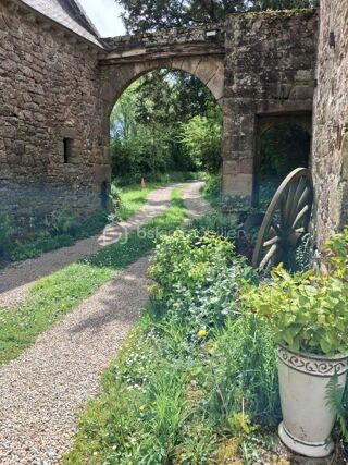Vente Maison À VENDRE – MAGNIFIQUE LONGÈRE EN PIERRE À QUÉVERT (22) AUX PORTES DE DINAN Quevert