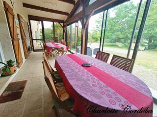  Propriété/château à vendre 15 + pièces 404 m²
