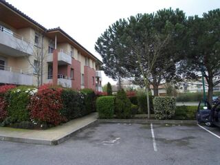  Appartement à louer 2 pièces 44 m²