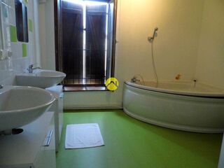  Maison � vendre 10 pi�ces 246 m�