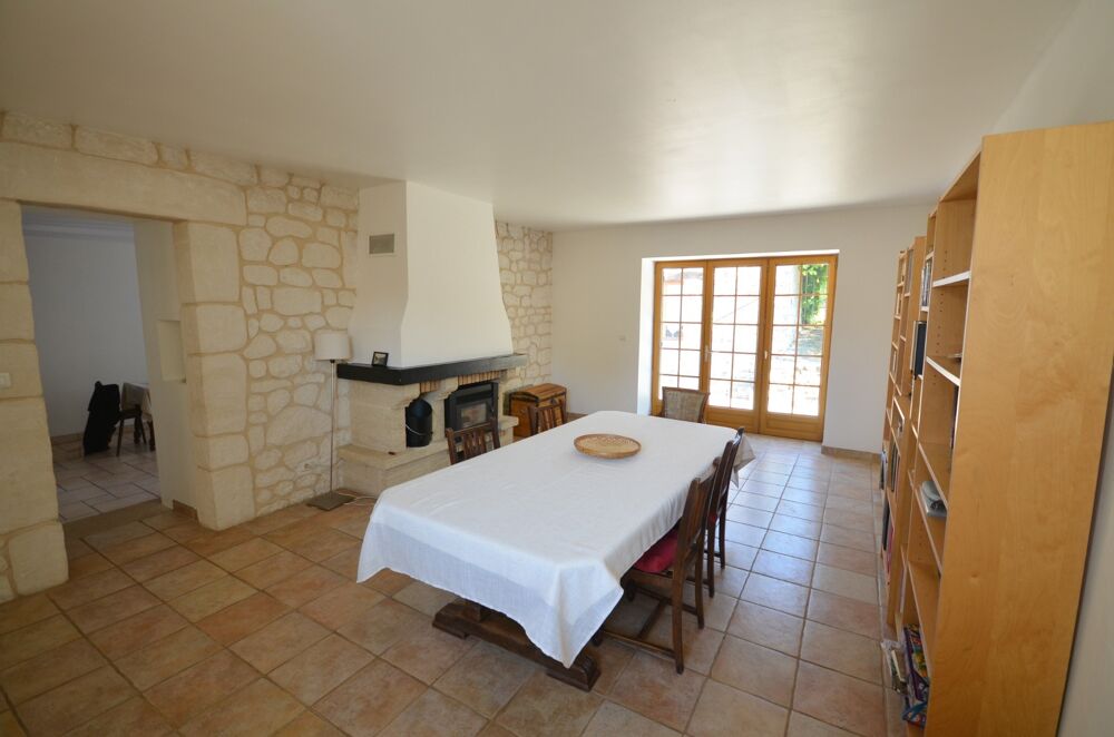 Vente Maison Proche de CHATILLON SUR MARNE (51) à vendre Belle maison en pierre rénovée avec dépendance Chatillon sur marne
