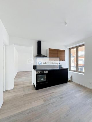 Vente Appartement T2 entièrement rénové de 66 m²env – Proximité métro et axes rapides Lille