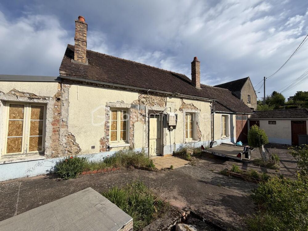 Maison à rénover située dans un environnement calme avec son jardin intimiste !