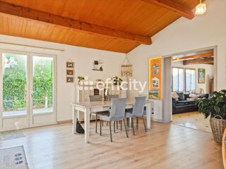  Maison  vendre 9 pices 218 m