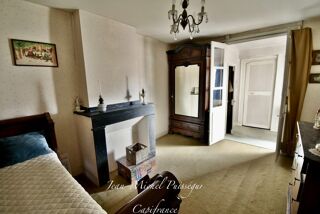  Immeuble à vendre 6 pièces 220 m²