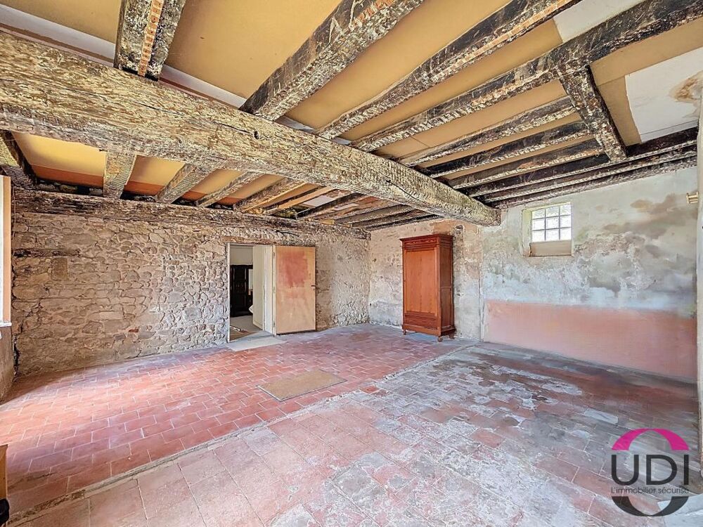 Maison à rénover, Saint-Victor