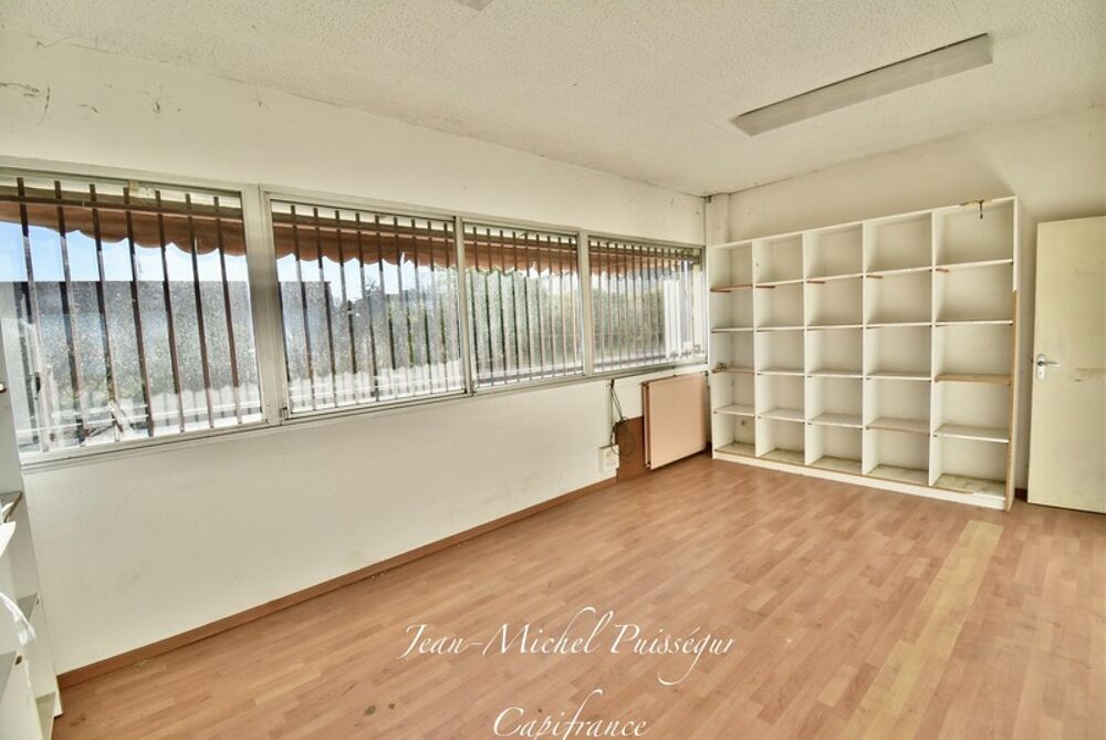   Entrepôts et Bureaux de 1300m2 à vendre SAINT GAUDENS (31), Terrain 3800m2 Saint gaudens