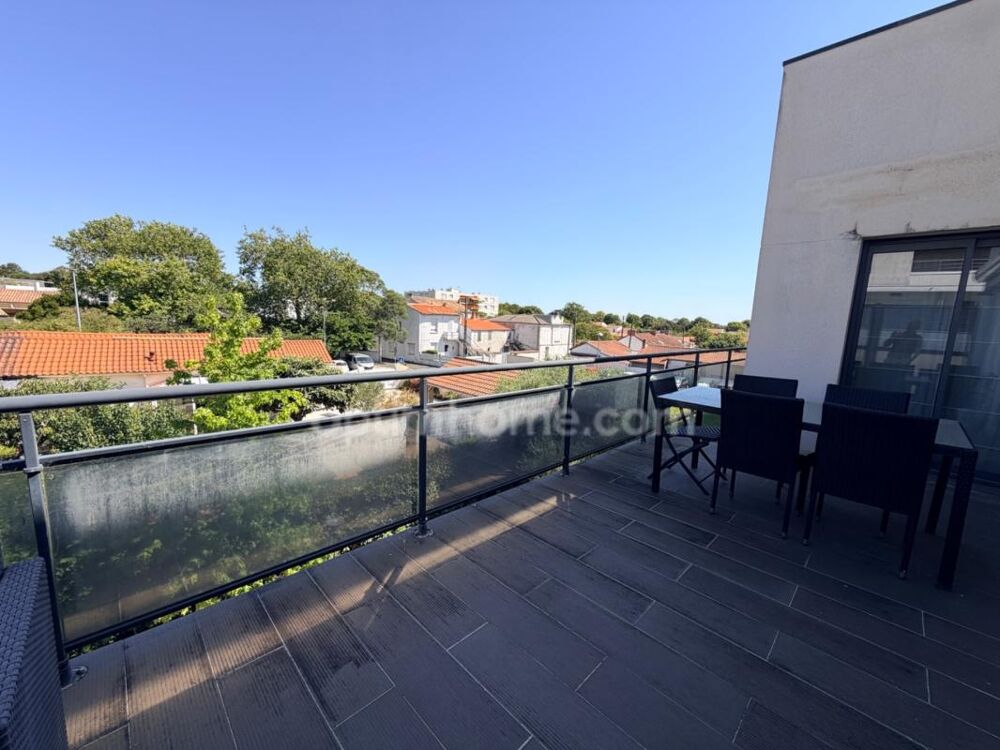 Appartement 4 pièces 90 m² · à La Rochelle · 90 m² · 550 000 €