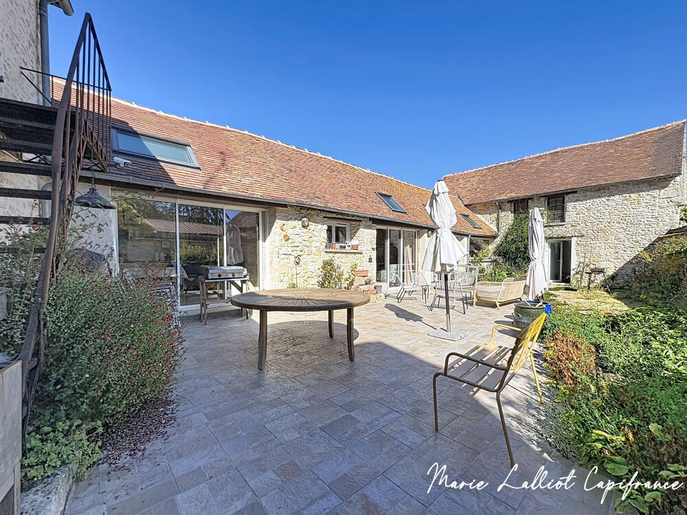 Maison 8 pièces 192 m² · à Puiseaux · 192 m² · 339 000 €