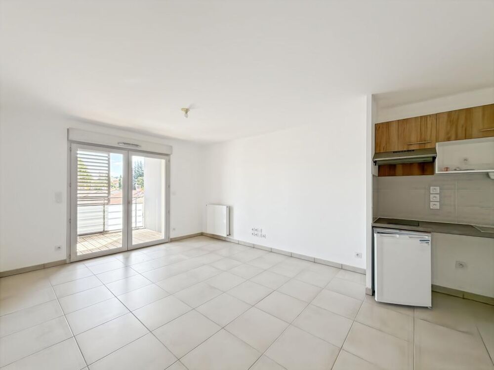 Appartement T2 à vendre de 43 m² avec balcon et parking  Castanet-Tolosan (Centre)