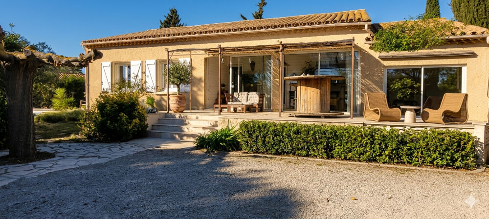 Villa de plain-pied 4 faces avec piscine - Terrain constructible et divisible de 2 442 m² - Sallèles-d'Aude ? Proche Narbonne