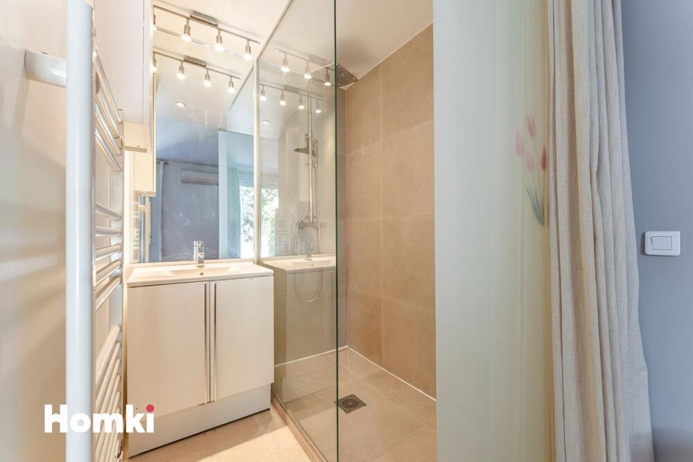 � vendre  Appartement Marseille 7